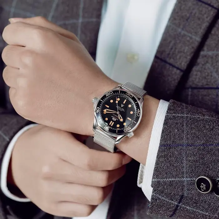 Montre d'affaires classique pour hommes montres mécaniques automatiques haut de gamme de luxe en acier inoxydable