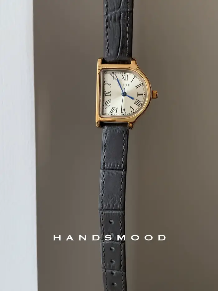 Femmes montre à Quartz conception Unique Reloj Vintage noir marron bracelet en cuir horloge dames Si