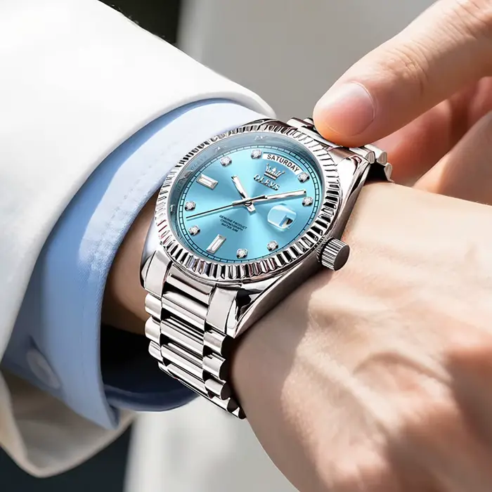 OLEVS bleu ciel hommes horloge automatique mécanique Date semaine luxe homme montre-bracelet étanche lumineux en acier