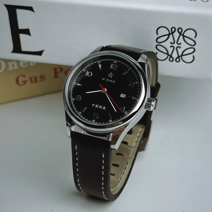Nouvelle montre de pilote pour homme 1963