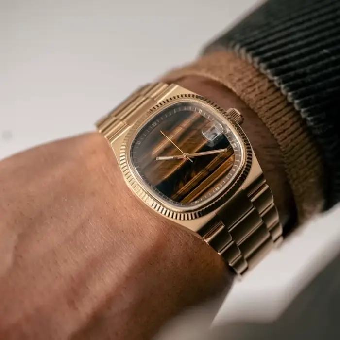 Montre carrée rétro pour homme, marque de luxe légère, cadeau authentique, nouvelle collection 2026,