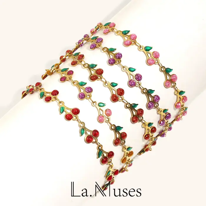 La. Bracelet en acier inoxydable Y2K pour femmes