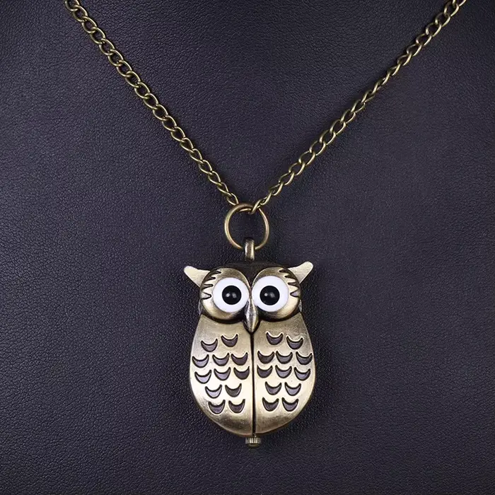 Montre de poche rétro avec motif hibou