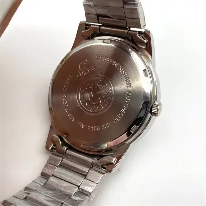 Montre à quartz étanche en acier inoxydable pour homme