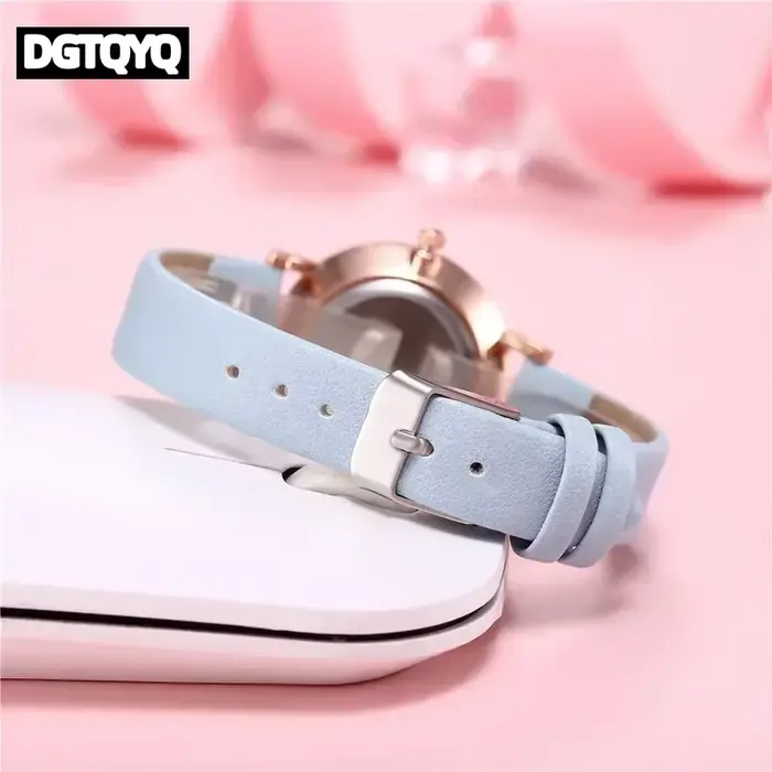 Montre rétro lumineuse pour femmes en alliage avec bracelet en cuir pour occasions spéciales et tenues quotidiennes