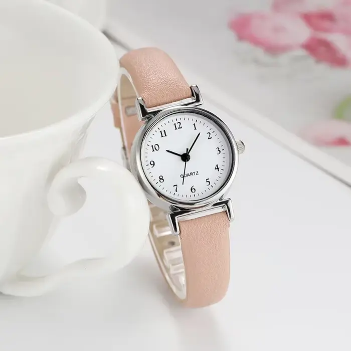 Femmes de luxe marque Quartz alliage montre dames mode petit cadran