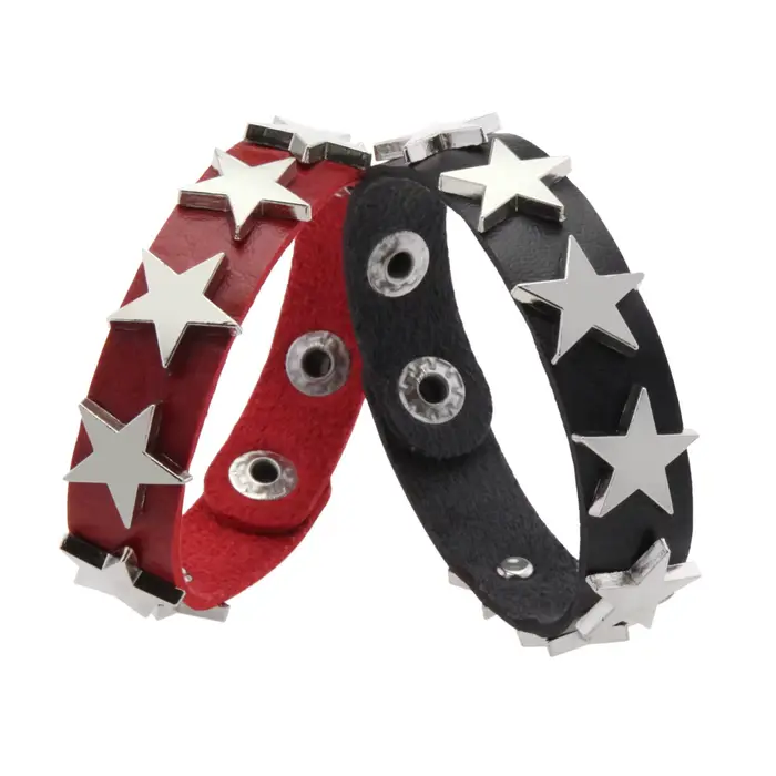 Bracelet style punk étoile