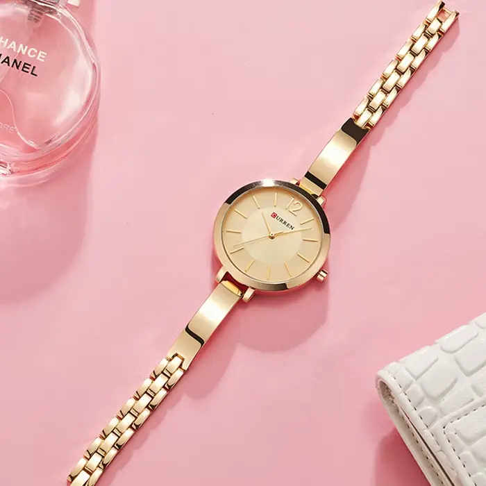 CURREN montre pour femmes 9012 Top marque de luxe horloge à Quartz décontracté mode dames montre-bracelet dame