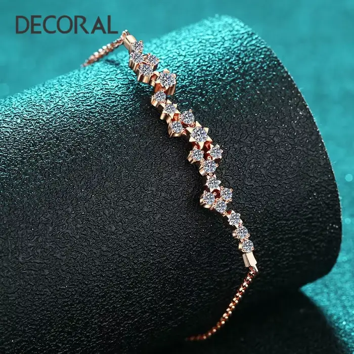 Bracelet fleur Moissanite pour femme