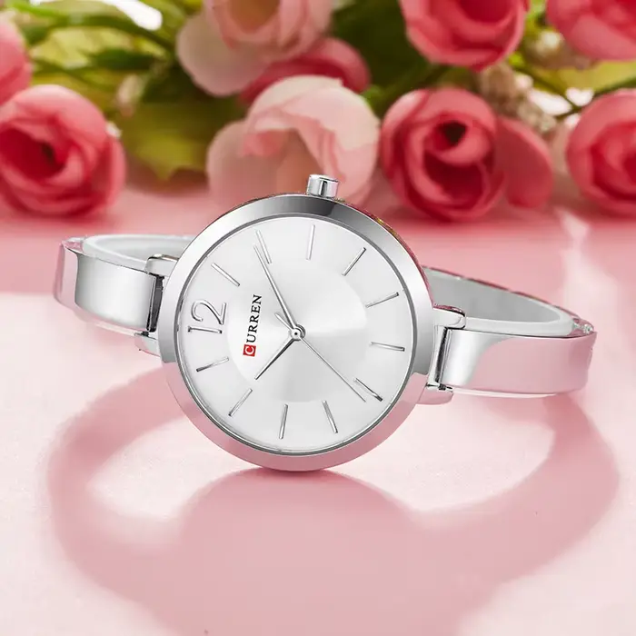 CURREN montre pour femmes 9012 Top marque de luxe horloge à Quartz décontracté mode dames montre-bracelet dame