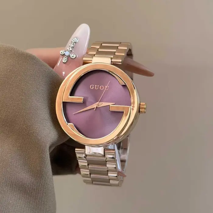 Montre pour femme à la mode et tendance avec bracelet en acier inoxydable