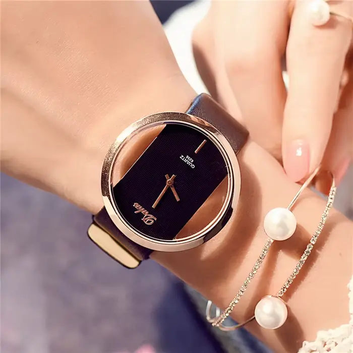 Montre en cuir squelette bracelet quartz décontractée pour femme occasions spéciales or jaune ceramique simulee analogique-digital resistant a l'eau