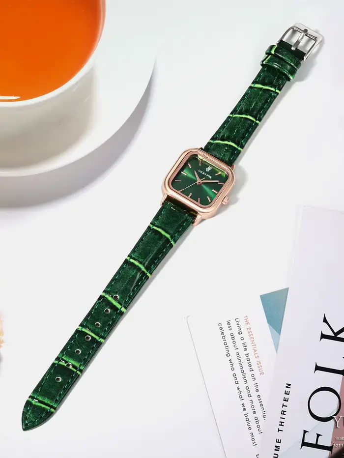 Montre simple pour femme avec petit mouvement à quartz carré ; petite