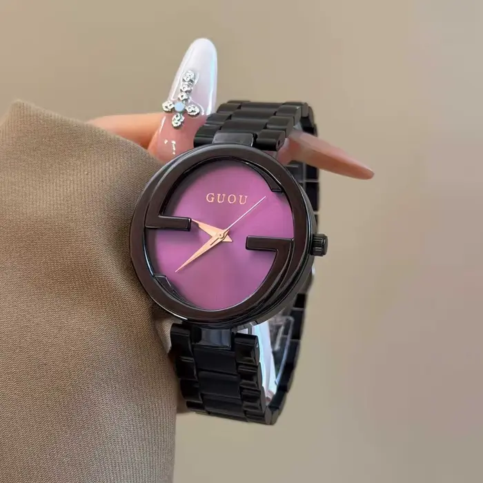 Montre pour femme à la mode et tendance avec bracelet en acier inoxydable
