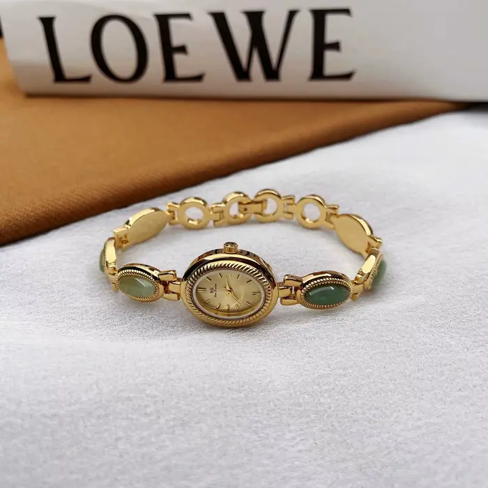 Jade ovale petit cadran montre pour femmes style vintage niche lumière luxe bracelet femmes montres 