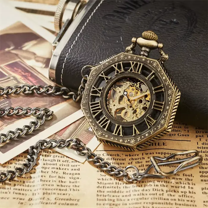 Montre de poche mécanique hexagonale classique avec chaîne FOB, cadran romain steampunk, squelette d