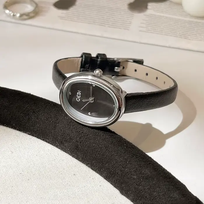Montre Femme GEDI Ovale à Quartz