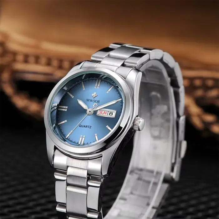 WWOOR 2024 nouveau haut de gamme marque femmes argent bleu montre mode acier inoxydable Quartz élégant étanche montre-bracelet Reloj Mujer