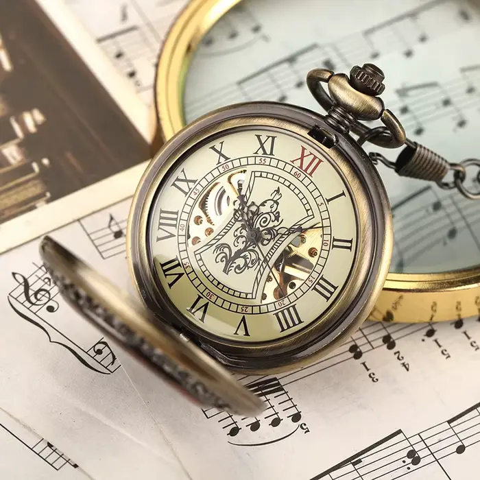 Montre de poche mécanique en bois massif
