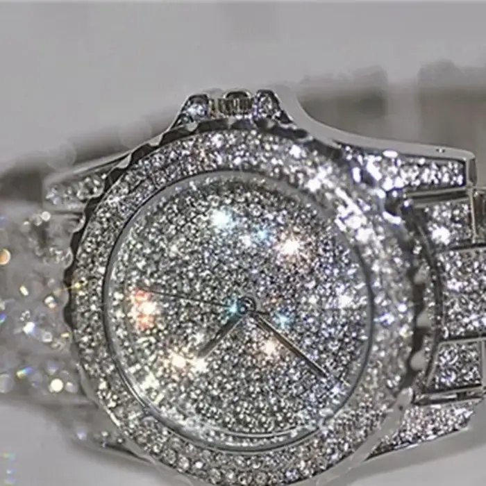 Montre en diamant de luxe pour femme