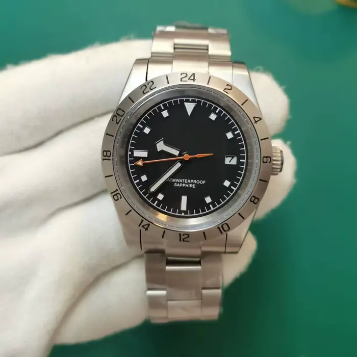 Montre analogique à Quartz pour hommes