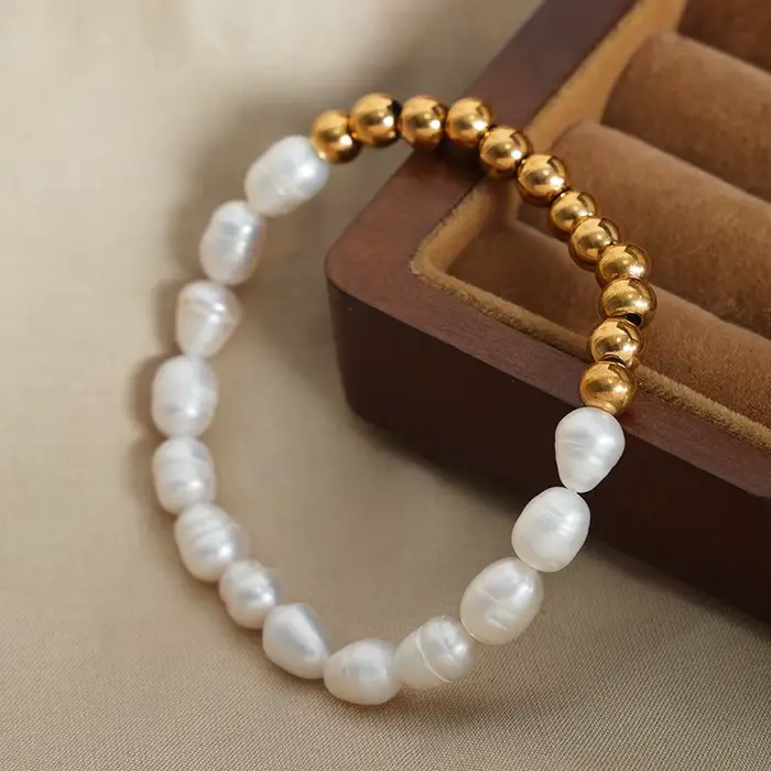 Bracelets en perles d'eau douce pour femmes