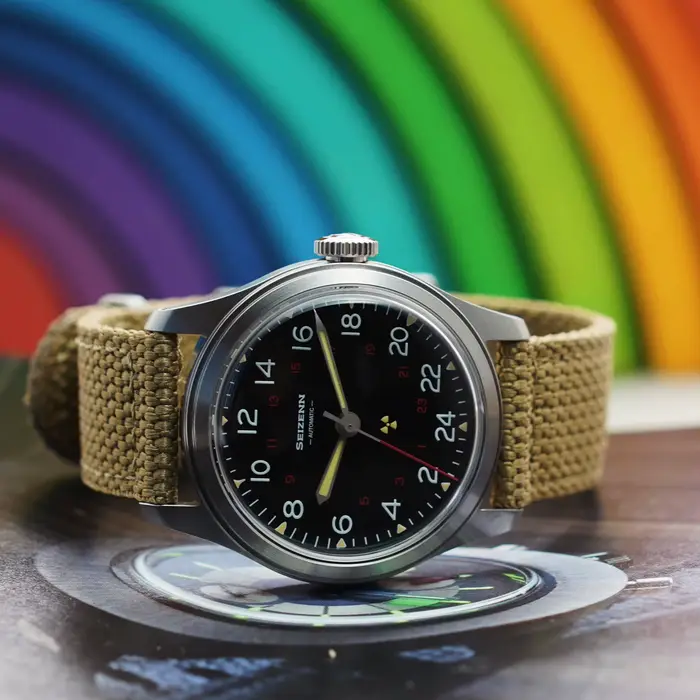 Merkur montre rétro 50m peau plongeur