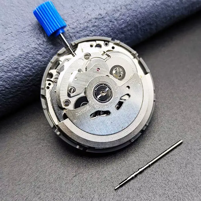 Haute précision japonais tout nouveau mouvement TMI 4R35 NH35 pièces de montre