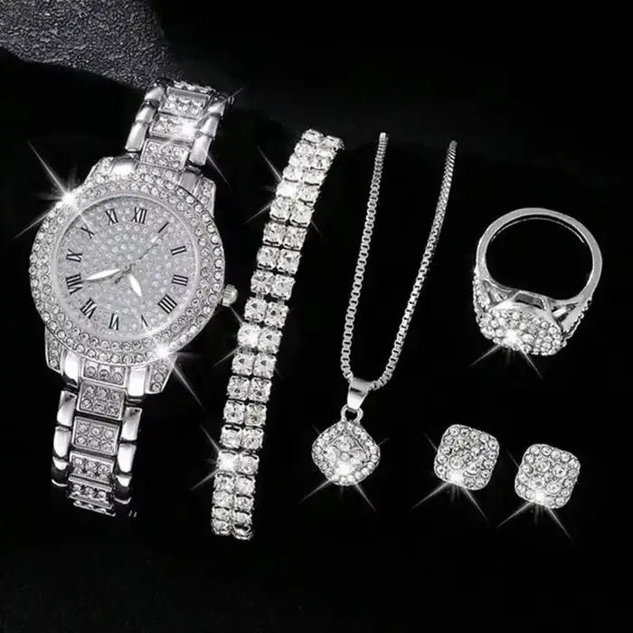 Montre à bande d'acier letterale romain entièrement en diamant avec charme étoilé ensemble de montre