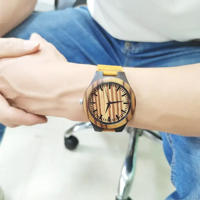 Montres-bracelets en bois Vintage pour hommes et femmes