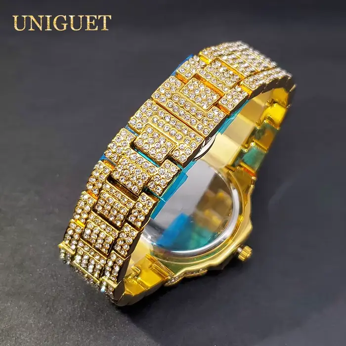 Montres scintillantes pour hommes