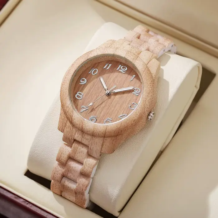 Montre à quartz à motif en bois pour femme