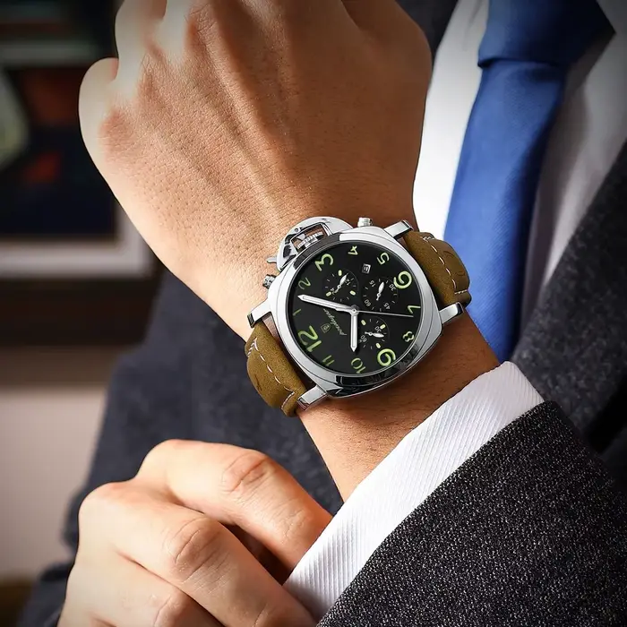 Montre Militaire de Luxe POEDAGAR en Cuir avec Fonctionnalités Avancées pour Hommes Occasions Spéciales et Journées Aventureuses