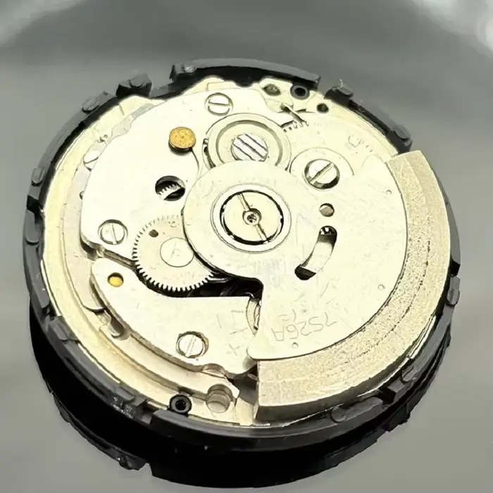 Accessoire de montre, mouvement 7s26 ancien