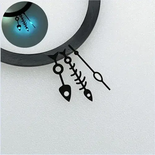 Aiguilles de montre en arête de poisson blanche et noire bleues lumineuses pour mouvements japonais NH35 NH36 4R35 4R36 occassions formelles professionnelles