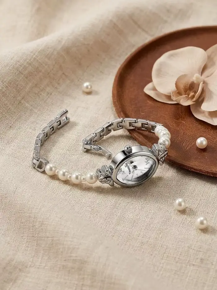 Montre à mouvement à quartz élégante, romantique, rétro et simple
