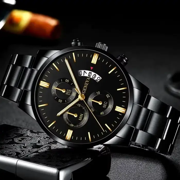 Mode hommes Montre en acier inoxydable calendrier de luxe Montre-bracelet à Quartz