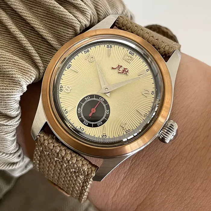 Montre Mécanique Merkur Vintage à Quartz Cadran Saumon Boîtier Acier Inoxydable Occasions Spéciales Hommes