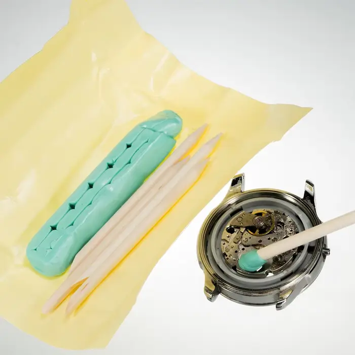 Kit de nettoyage et lubrification de montre en caoutchouc de haute qualité pour réparateur et amateur d'horlogerie occasionnels