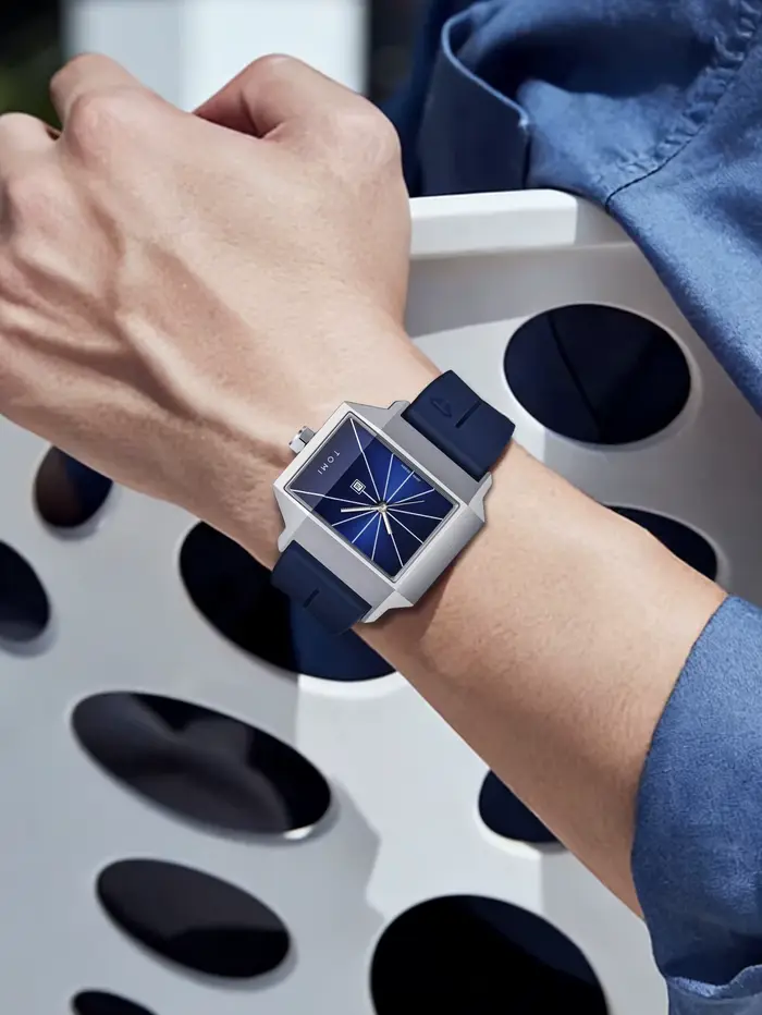 Montre simple pour homme