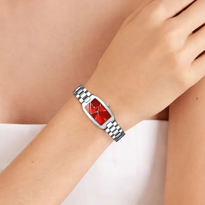 Montre en acier inoxydable SAPPHERO Quartz pour femmes élégante résistante à l'eau pour occasions spéciales et quotidiennes