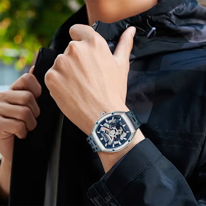 Montre mécanique WM Adam Gallagher homme résistante à l'eau avec mouvement automatique en acier inoxydable pour occasions spéciales