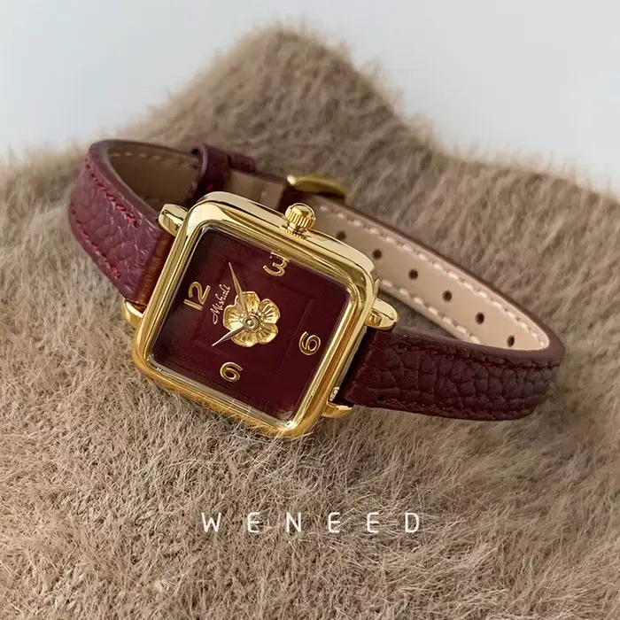 Montres pour femmes 2026 : Nouvelle montre à quartz carrée de luxe léger pour femme