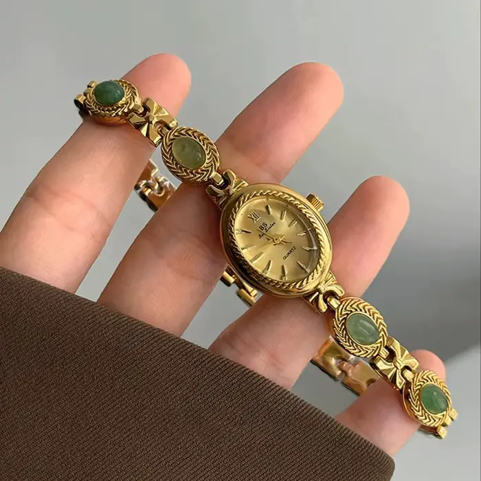 Montre vintage pour femmes bracelet émeraude montre à chaîne quartz étanche usage quotidien vacances