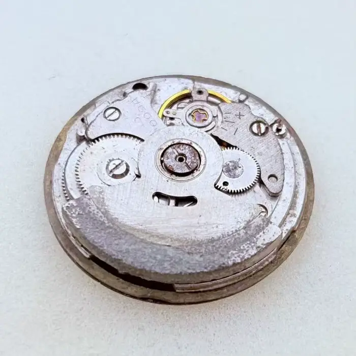 Accessoires de montre : Mouvement 7009/7009A/7019, mouvement de montre ancien non fonctionnel pour r