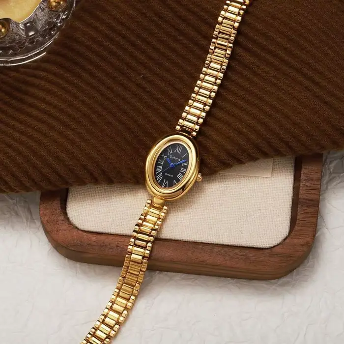 Montre pour femme ceinture en acier haute beauté ovale baignoire Simple montre à Quartz en gros Brac