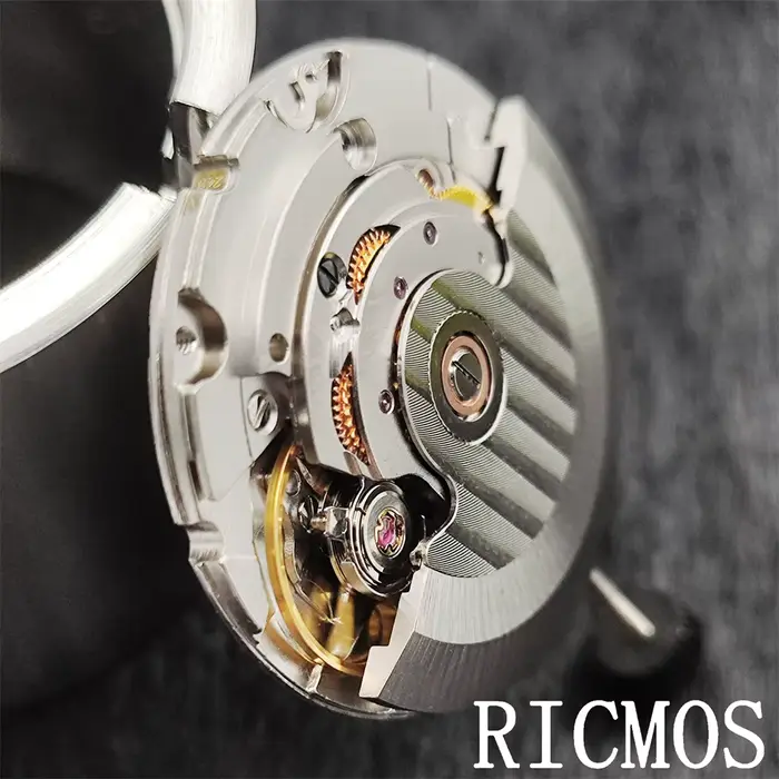 Mouvement automatique mécanique ST2130 en argent