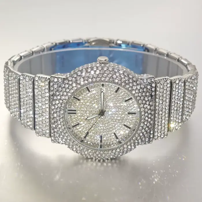 Offre spéciale Hip Hop glacé montre pour homme mode étanche Quartz montre-bracelet hommes de luxe diamant bijoux Reloj Hombre livraison directe
