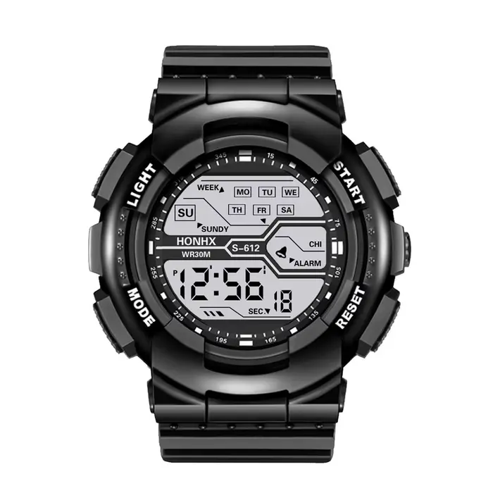 Une variété de styles de montres électroniques de sport cool avec quatre boutons