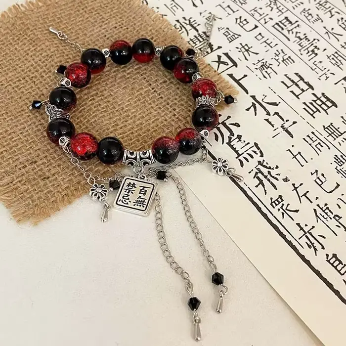 Bracelet perlé rouge de style chinois pour femme